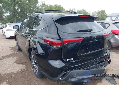 2021 Toyota Highlander Xle из США, поврежденный, VIN 5TDGZRBH0MS526451
